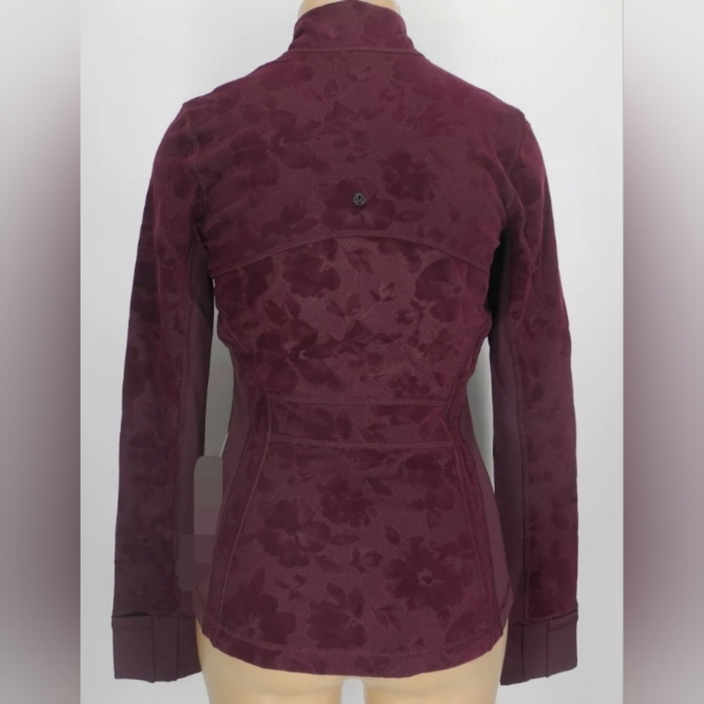 NWOT!!! π Lululemon π Define Jacket Size 6 - Picture 5 of 14